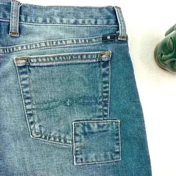 Lucky Brand Retro Faded Patchwork Whisker Frayed Denim Jean Shorts Size 4/27 - Picture 8 of 14